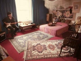 Live guitar in Hendrix bedroom